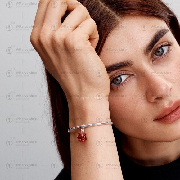 Pandora Stranger Things Hellfire Club Dice Dangle Charm - Picture 5 of 6